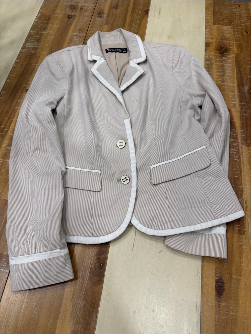 Tahari Light Beige Blazer with White Trim